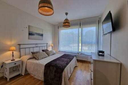 リャネスApartamento Con Piscinaアパートメント エクステリア 写真